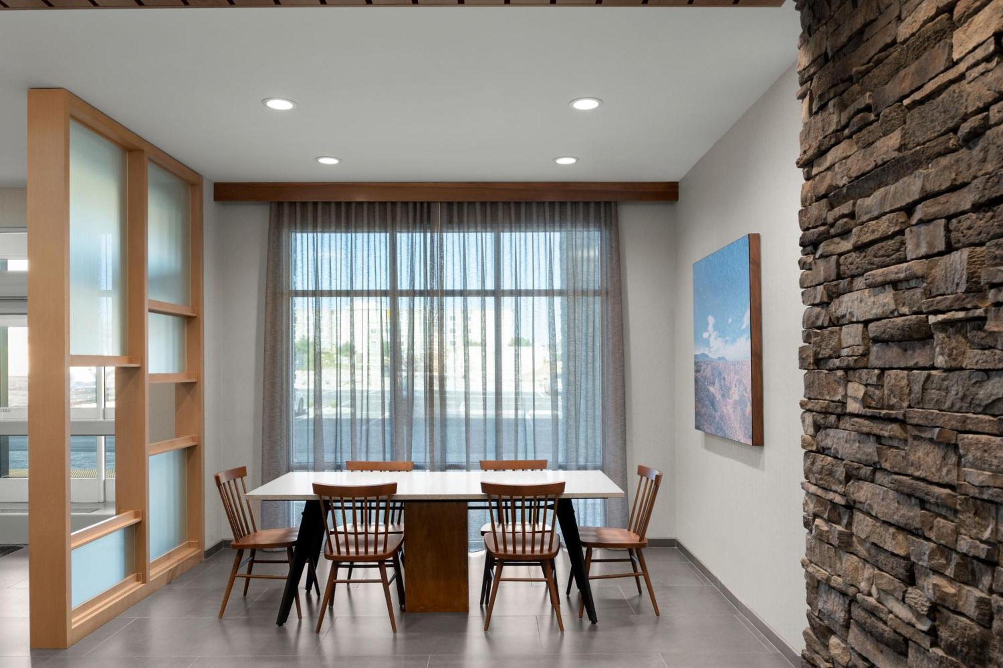 Fairfield By Marriott Inn & Suites 维克多维尔 外观 照片